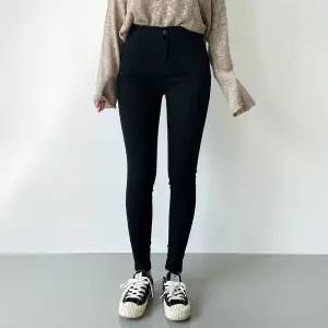 [하프클럽/]트렌디 팬츠 스키니 블랙 기모 여성
