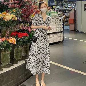 데이트 원피스 룩 코디 꽃 반팔 브이넥 소개팅 무늬 꽃무늬 룩코디zab819