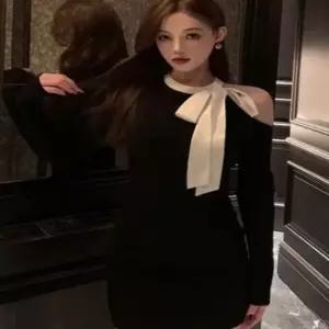 원피스 홀터넥 여자 숏 리본 슬림핏 미니 오프숄더