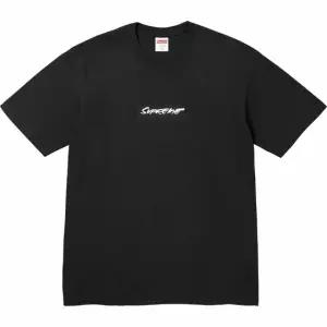 슈프림 MUST IT_ 퓨추라 박스 로고 티셔츠 블랙 - 24SS