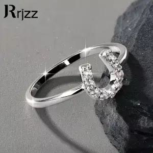 Rrjzz 라운드 컷 CZ 실험실 제작 모조 다이아몬드 여성용 말굽 모양 U자형 반지 14k 금 도금 생일 기념일