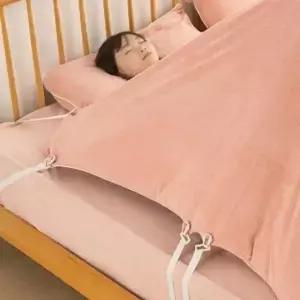 안전하고 단단한 시트 고정을 위한 버클 클립이 있는 조정 가능한 침대 스트랩 2개로 구성된 K1MA 팩 쉬운