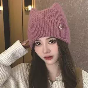 [하프클럽/셀러허브_아웃도어]여자 니트 겨울 여행 코디 주말 모자 비니