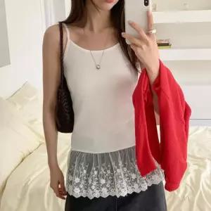 여자 플라워 레이스 레이어드티 잔골지 끈 나시 49985508)