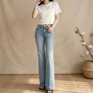 [옷자락]여성 로우라이즈 부츠컷 데님팬츠 여름용 캣워싱