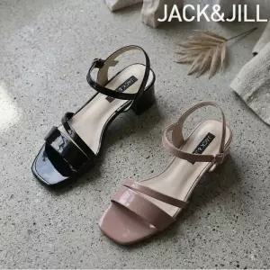 글로시 스퀘어토 미들힐 샌들(JB6415)