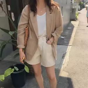 봄가을 여성 루즈핏 트렌디 모던 재킷 긴팔 아우터 봄자켓 여성의류 데일리아우터 긴팔아우터 여성재킷 간절기용 가을옷 모던스타일