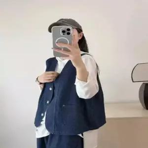 청 캐주얼 빈티지 여사친 민소매 싱글 포켓 추천각 브이넥 조끼 톱 OOTD1
