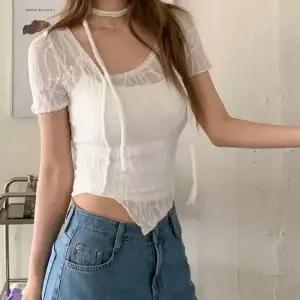 [디작소] 링클 스트랩 초커 레이스 언발 반팔 티셔츠
