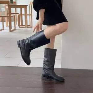 여성앵글부츠 데일리 부츠 로우힐 둥근코 캐주얼 미들 2cm
