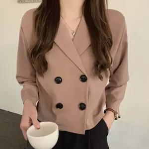 더블버튼 크롭자켓 베이직 카라 디테일 간절기 아우터 qLQ51QzG