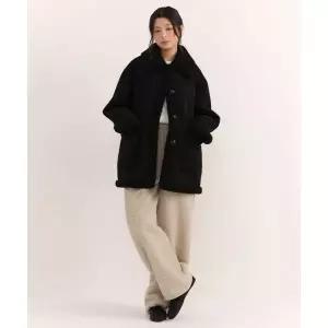MUSINSA STANDARD WOMAN 우먼즈 리버서블 신세틱 스웨이드 시어링 하프 코트 [블랙] 550950Moony
