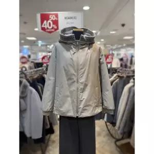 BCBG 니트배색 리얼 퍼 점퍼 B5D9Y954