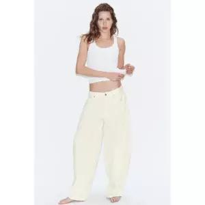 자라 ZARA TRF 카고 오버사이즈 미드라이즈 청바지 - 크림 4365/801/7121307296