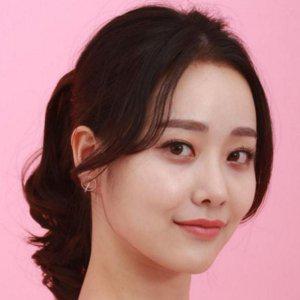 여성 헤어뽕 똑딱이 피스 볼륨 정수리 붙임머리 작은 인모 스타일링 앞머리 패드 모발 장식