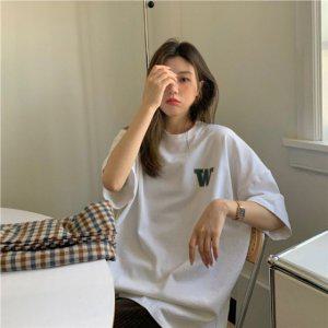 레이디스 심플한 뒷모습이 로고프린트 릴렉스 러블리 시그니처 릴랙스핏 크루넥티빅핏 숏티