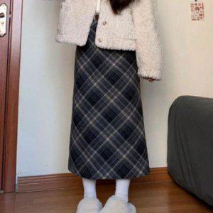 트렌디롱핏 플레어스커트 A핏 플래드 밴드라인 페미닌룩 데일리룩 로맨틱룩 이지룩