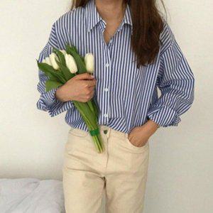 귀여운 색상 루즈실루엣 스타일링 여자 외출복 매치 데일리 가로줄와이셔츠 스웨트 상티 망사 슬리브리스