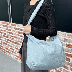 하늘색 숄더백 여성가방 캐주얼 데일리 가벼운 숄더백