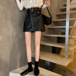 블랙 벨트포함 레더치마 가죽스커트 플레어스커트 검정치마