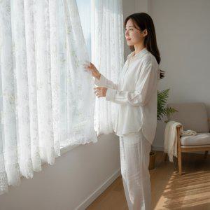 플라워 패턴 침실 가림막 커튼 창문 햇빛 차단 패브릭 2미터 암막 인테리어 홈데코 카페 감성 침대