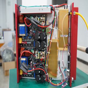 60W 150W 200W QCW 파이버 레이저 조각기, 금속 플라스틱 나무 가죽 세라믹 표면 마킹용 데스크탑 레이저 마커