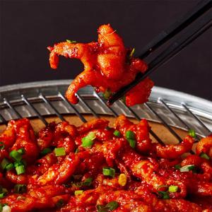숯불로 구워내 불향가득! 매콤하고 쫄깃한 직화 무뼈닭발 250g