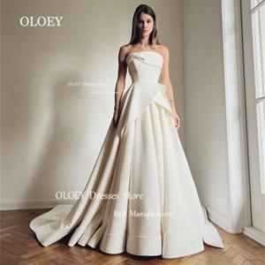 OLOEY 간단한 아이보리 Strapless 웨딩 드레스 Pleated Silky Taffeta 민소매 신부 가운 Vestido De Noiva 코르셋 맞춤형