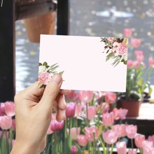50개 꽃무늬 빈 인사말 카드, 부드러운 파스텔 배경, 수채화 꽃과 잎, 결혼식 생일 파티 감사 카드