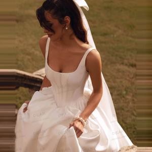 간단한 보트 넥 웨딩 드레스 여성 백리스 스윕 트레인 새틴 민소매 공식 신부 가운 Vestidos De Novia Customized