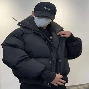 두꺼운 코튼 재킷 남성용 스탠드 칼라 숏 브레드 스타일 따뜻한 블랙 코튼 의류 청소년 패션 루즈핏 지퍼 클로저