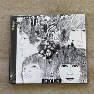 비틀즈 리볼버 CD 1966 클래식 사이키델릭 팝 록 앨범 2022년 리마스터링 새 상품 밀봉된 제품 재고 있음 즉시 배송 가능