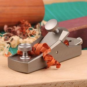1Pc 목공 대패 미니 알루미늄 합금 핸드 플레너 DIY 목수 도구 유럽 평면 평면 하단 가장자리 나무 트리밍 평면