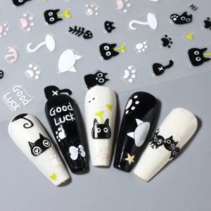 2pcs 검은 고양이 네일 스티커 3D 귀여운 만화 동물 3D 자기 접착 네일 아트 데칼 슬라이더 장식 매니큐어 액세서리