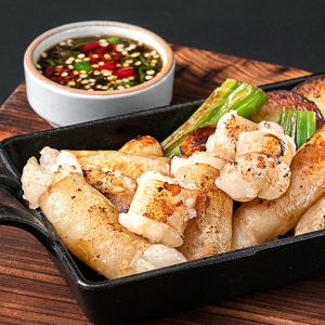 [꿀맛나는세상]한우 대창 구이 300g 소스포함 (냉동)