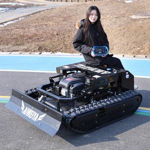맞춤형 AWY-900 전지형 제로턴 원격 제어 모어, 안정적인 예초 및 제설을 위한 1500W*2 브러시리스 모터 탑재 잔디깎이