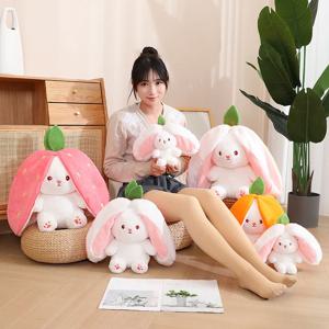 카와이 과일 토끼 플러시 장난감 귀여운 당근 딸기 토끼 플러시 장난감으로 변신 어린이 생일 크리스마스 선물 peluches pequenos