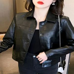 세련된 캐주얼 여성 가죽 재킷 폴로 칼라 프리미엄 품질 무균열 봄 가을 겨울 스타일리쉬 여성 코트