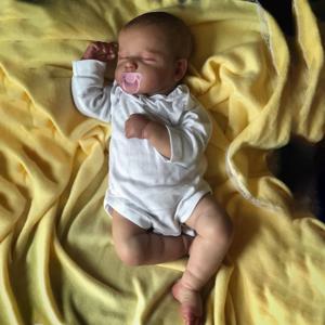 MRB 50CM 현실적인 완료 Bebe Reborn 실리콘 비닐 천 바디 인형 LouLou 소녀를위한 수제 장난감 크리스마스 선물