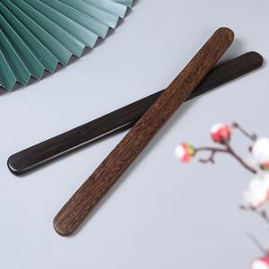 40CM 세공품은 단단한 나무 승마 작물 채찍, 스팽킹 패들 채찍, 기사 승마 장비 말 채찍을 만듭니다.