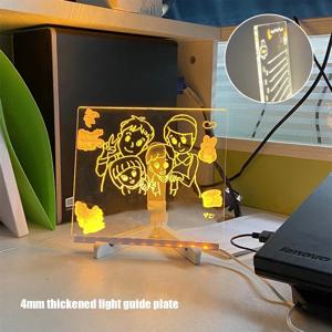 빛나는 아크릴 메시지 보드, 재사용 가능한 DIY 어린이용 발광 그림판 메시지 램프 (7가지 색깔 펜 포함)