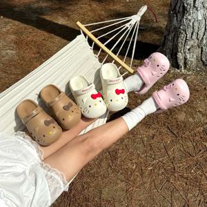 Sanrio New HelloKitty Kawaii 애니메이션 만화 슬리퍼 소녀 가이덴 통기성 샌들 여름 키 증가 귀여운 패션 트렌드