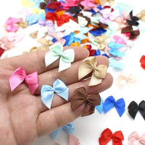 작은 다크론 리본 활 꽃 공예 장식, 수공예 DIY 파티 장식, 컬러 밴드 활, 50-100 개/팩, 2*2.5cm