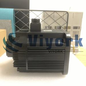 SGMRS-37A2A-YR11 AC 서보 모터 1500RPM 23.6AMP 200V 3700W 새 제품