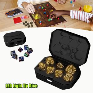 USB 충전식 LED 라이트업 주사위 7개 세트, 여러 색상 모드가 있는 성인용 발광 다면체 RPG DND 테이블 게임 주사위