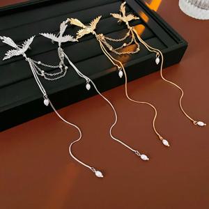 여성을위한 크리 에이 티브 피닉스 브로치 모조 진주 긴 체인 태슬 브로치 절묘한 정장 의류 핀 쥬얼리 연회 M1