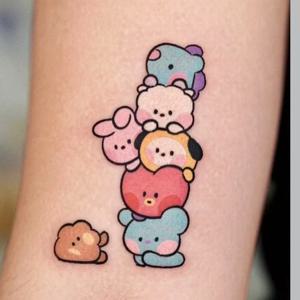 BT21 한국 보이그룹 만화 스타일 컬러 전사 프린트 타투 스티커 - 귀여운 콘서트 응원 로고