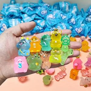 10-30-50pcs 미니 동물 서프라이즈 블라인드 백 귀여운 빛나는 다양한 색상 동물 블라인드 박스 장난감 어린이를위한 어린이 생일 선물