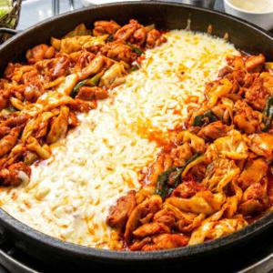 대용량 우리집 춘천 왕 닭갈비 750g X 3팩 닭다리살 순살 닭갈비 (총 2.2kg이상)