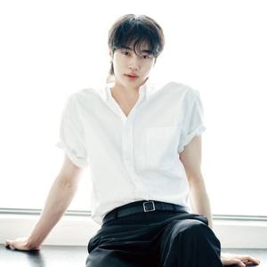 [백화점][지오다노] 변우석 남자 셔츠 오버핏 미니멀 옥스포드 반팔 남방 045510